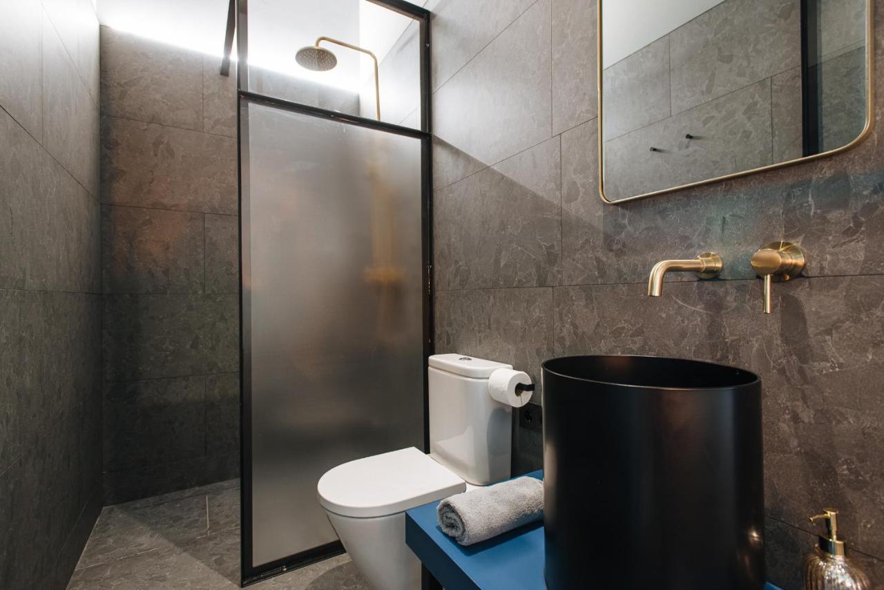 Muralla Sevilla Suites By Lola Ngoại thất bức ảnh