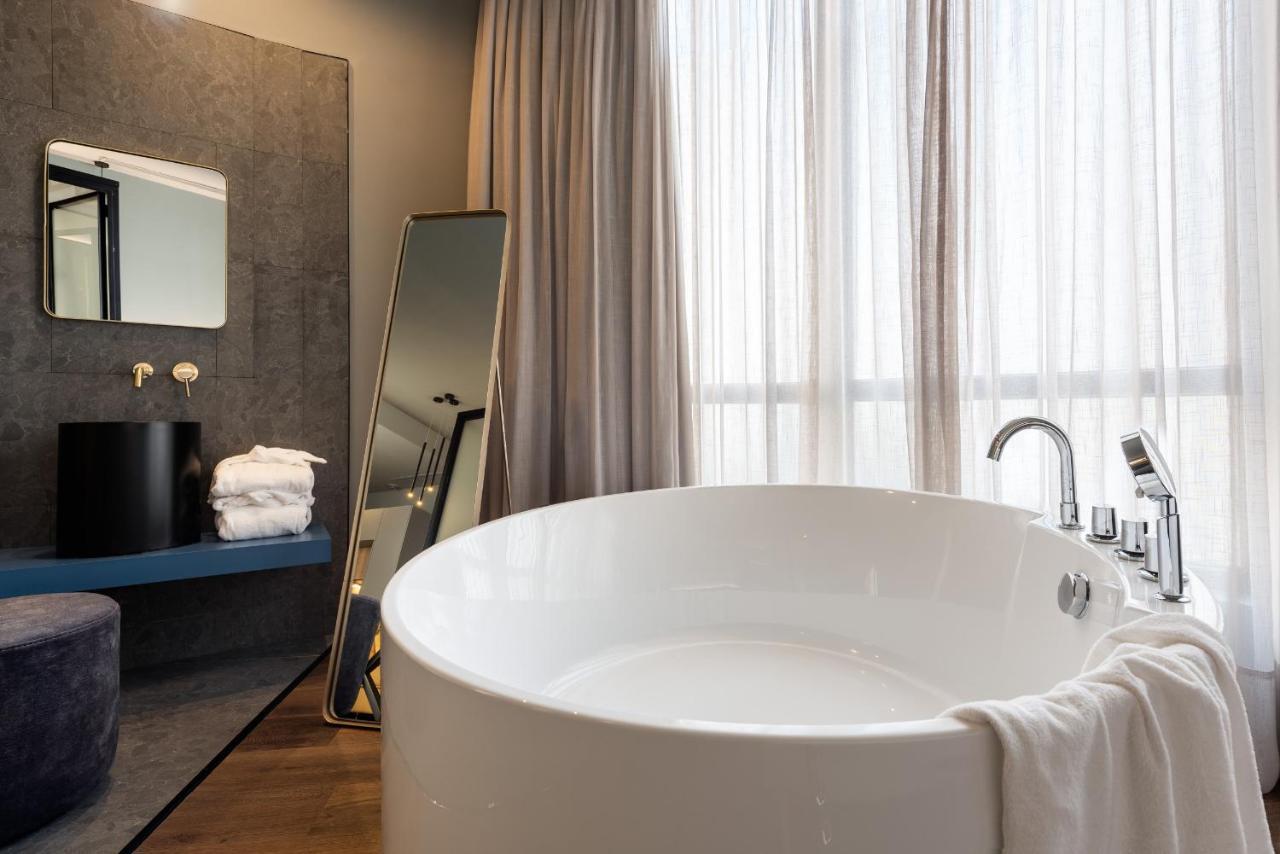 Muralla Sevilla Suites By Lola Ngoại thất bức ảnh