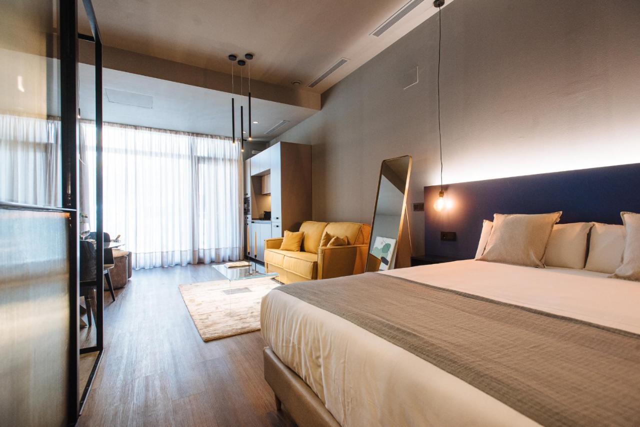 Muralla Sevilla Suites By Lola Ngoại thất bức ảnh